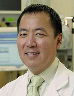 Dr. Lee headshot