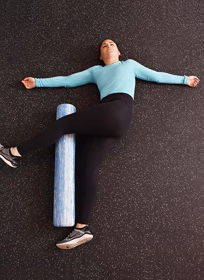 woman demonstrating a 90/90 peel