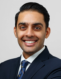 Dr. Pareek headshot