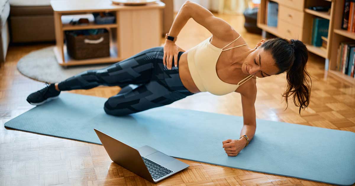 8 Sciatica Stretches & Exercises for Pain Relief - Tua Saúde